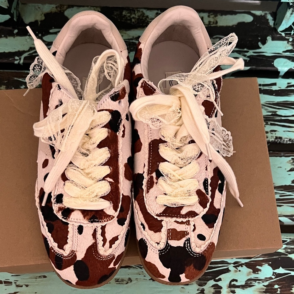 Custom Vintage Havana Cow Print Sneakers - Picture 5 of 7
